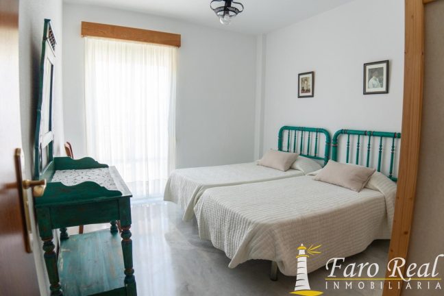 8349eaff-0004123330