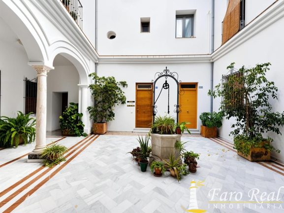 9021faba-0004270124