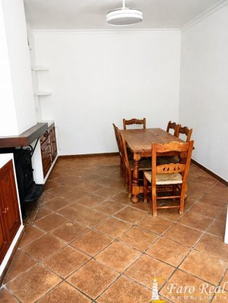 a25fb301-0004216002