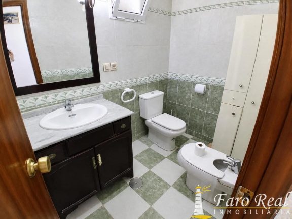 c837bd41-0004258182