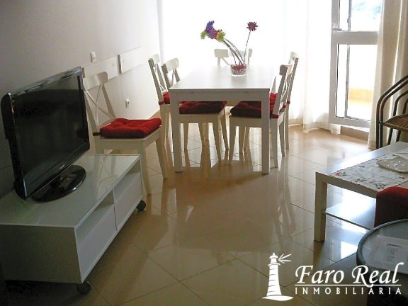 ffe30944-0000351581
